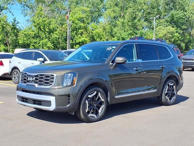 2025 Kia Telluride S AWD's photo