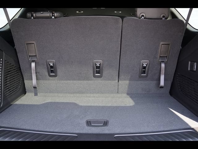 2026 Chevrolet Tahoe LT - Photo 18