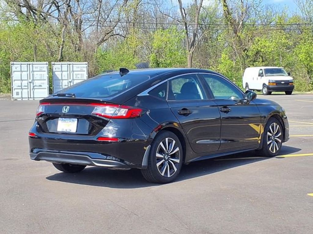 Used 2024 Honda Civic Hatchback EX-L Hatchback
