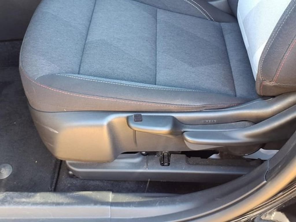 Used 2024 Chevrolet Trax 1RS SUV