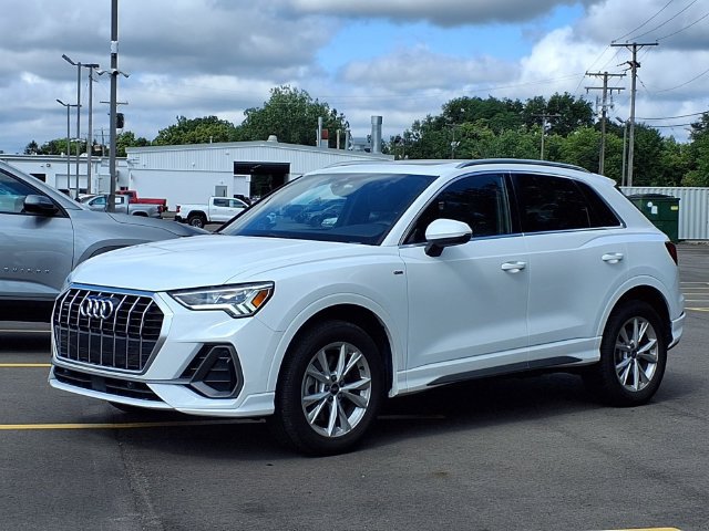 2025 Audi Q3 S Line Premium