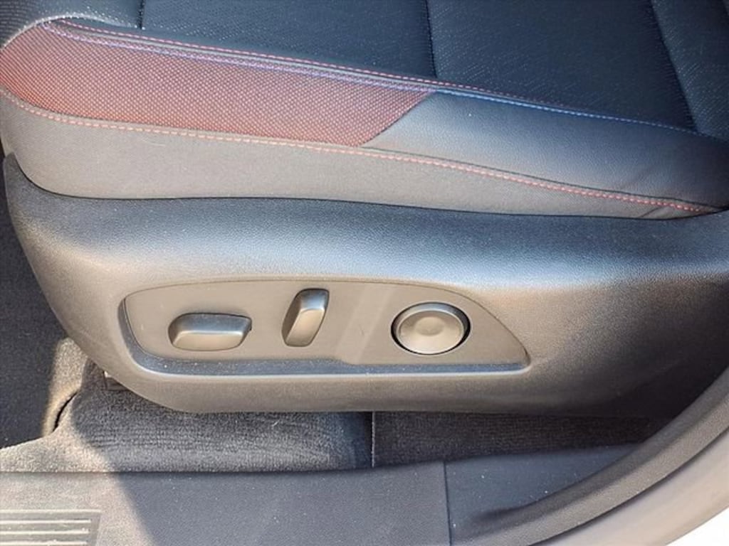 Used 2025 Chevrolet Equinox RS SUV