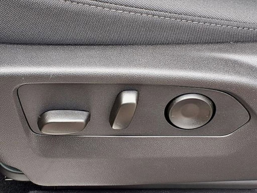 New 2026 Chevrolet Silverado 1500 LT (2FL) Truck