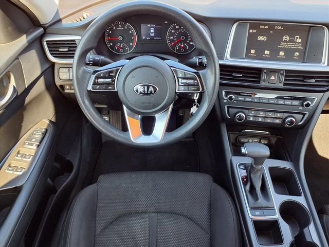 2020 Kia Optima LX photo 3