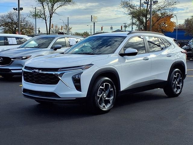 2025 Chevrolet Trax LT