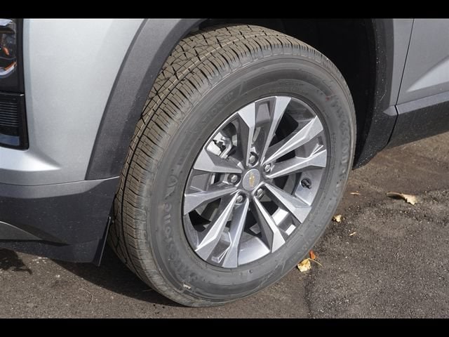 2026 Chevrolet Equinox LT - Photo 19