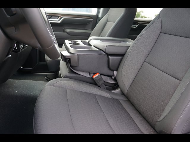2026 Chevrolet Silverado 1500 LT - Photo 3