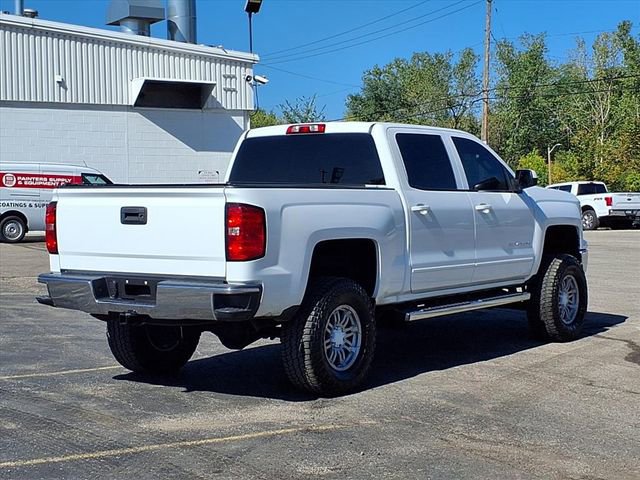 2015 Chevrolet Silverado 1500 LT photo 2