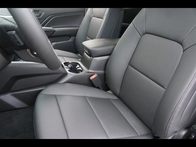2026 Chevrolet Colorado Trail Boss photo 3