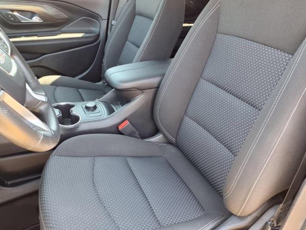 Used 2023 GMC Terrain SLE SUV