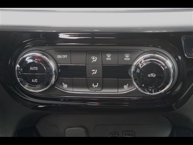 2026 Chevrolet Trax LT - Photo 10