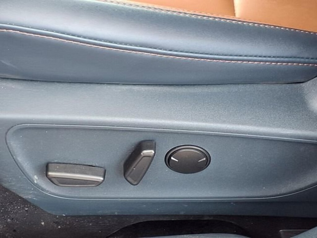 Used 2023 Ford Maverick Lariat Truck SuperCrew