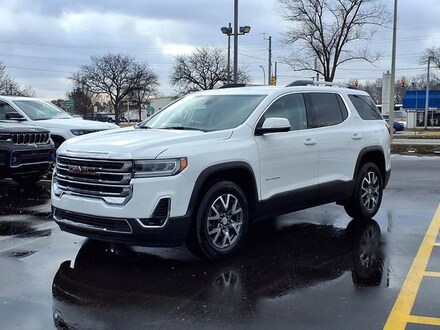 2023 GMC Acadia SLT SUV