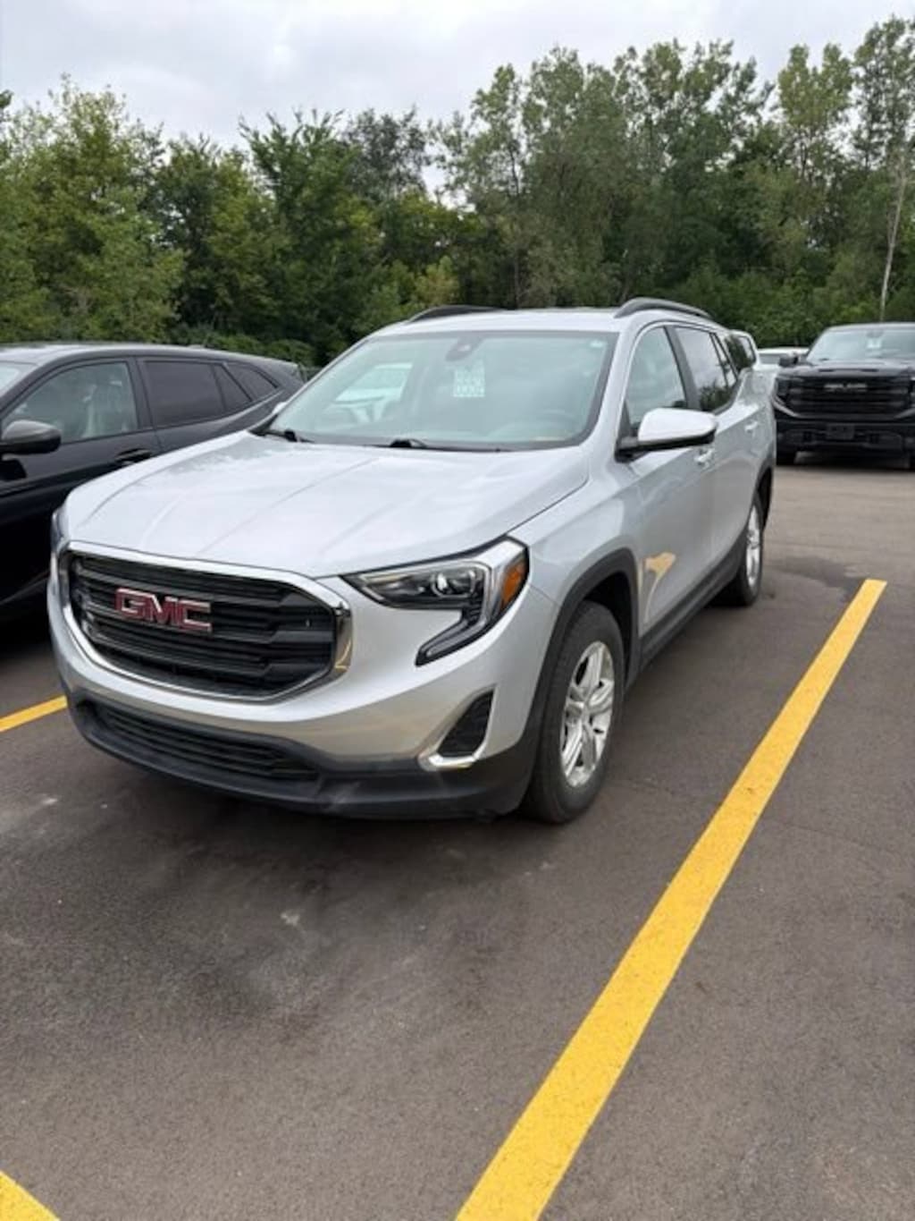 Used 2021 GMC Terrain SLE SUV