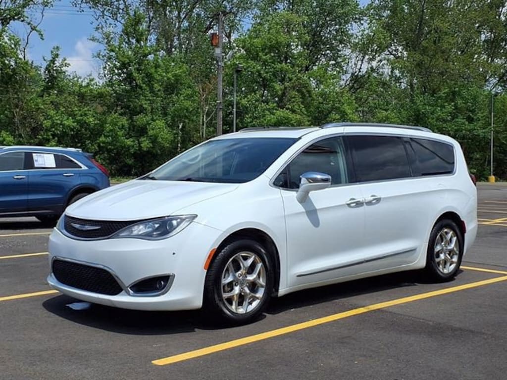 Used 2019 Chrysler Pacifica Limited Van Passenger Van