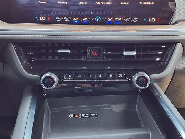 2026 Chevrolet Suburban High Country - Photo 15