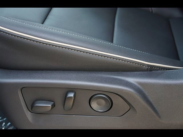 2025 Chevrolet Tahoe Premier photo 4