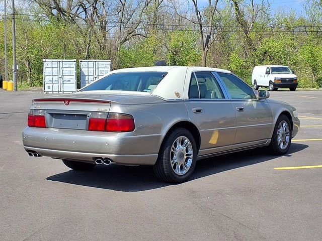 Used 2004 Cadillac Seville SLS with VIN 1G6KS54Y94U129954 for sale in Wayne, MI