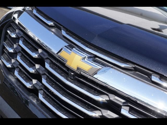 2027 Chevrolet Equinox LT - Photo 23
