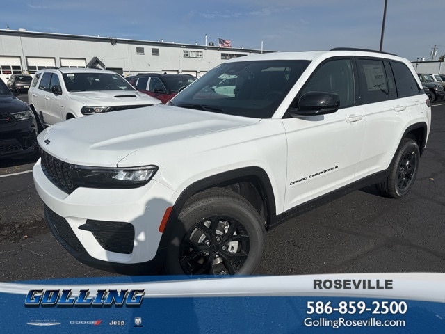 2025 Jeep Grand Cherokee Altitude's photo