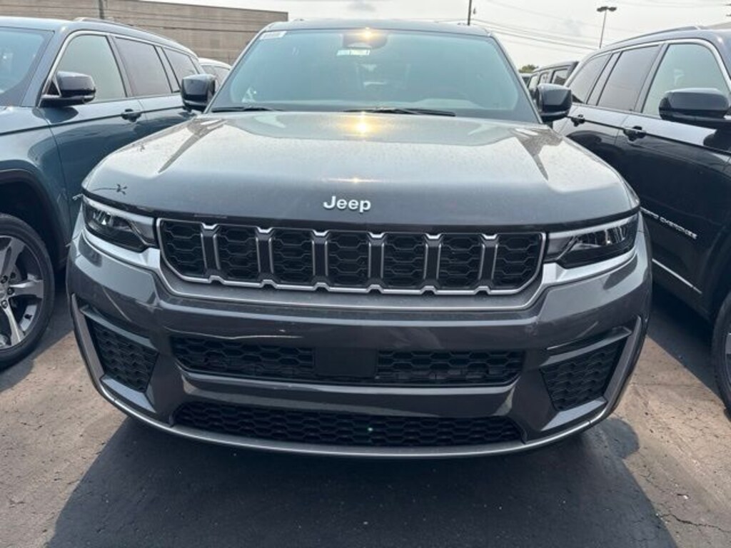 New 2026 Jeep Grand Cherokee LIMITED 4X4 Sport Utility