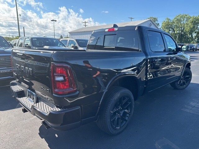 2026 Ram 1500 Laramie photo 4