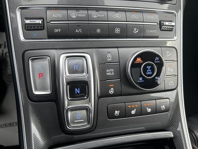 2022 Hyundai Santa Fe Limited - Photo 29