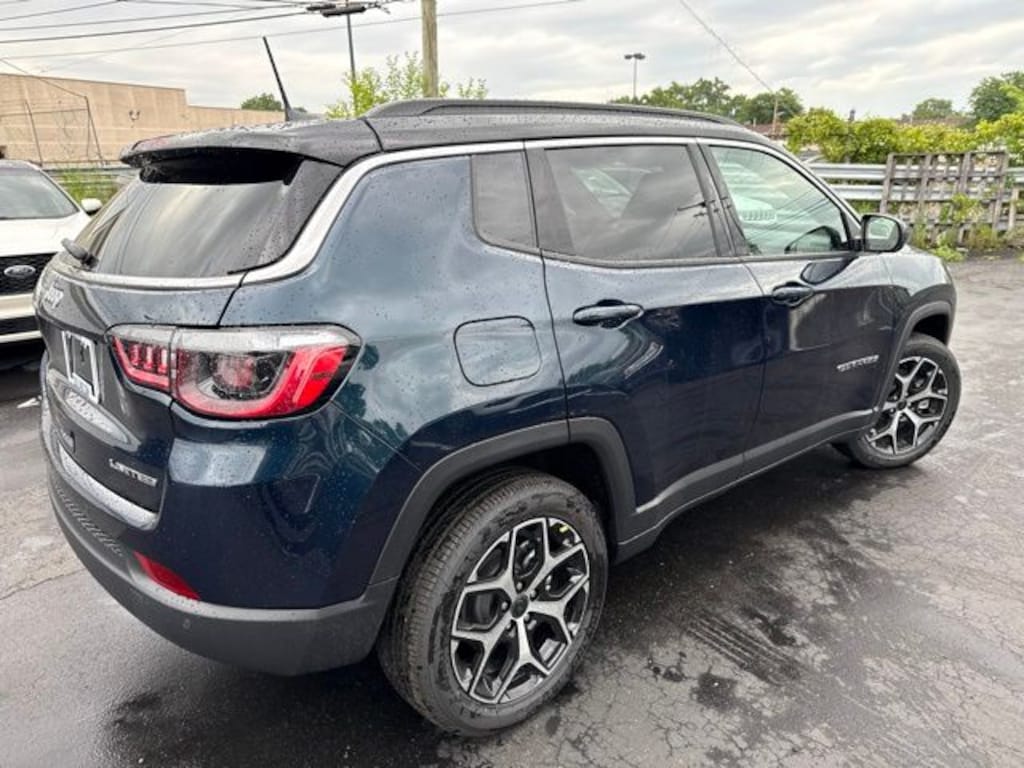New 2026 Jeep Compass LIMITED 4X4 Sport Utility