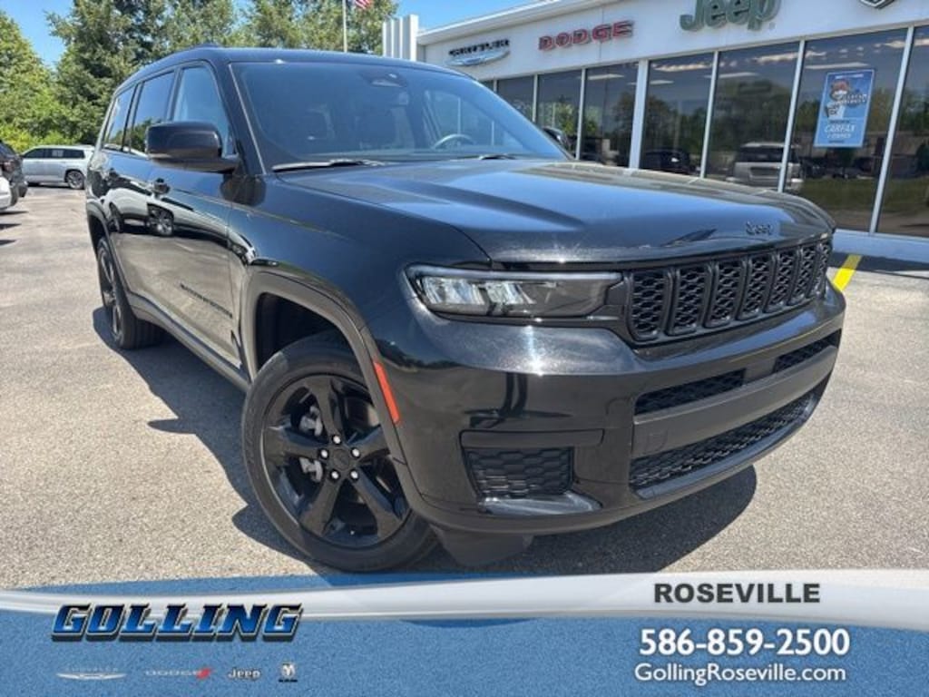 Used 2023 Jeep Grand Cherokee L Laredo SUV