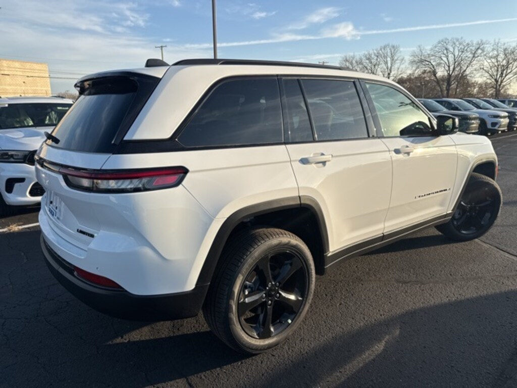 New 2025 Jeep Grand Cherokee LIMITED 4X4 Sport Utility