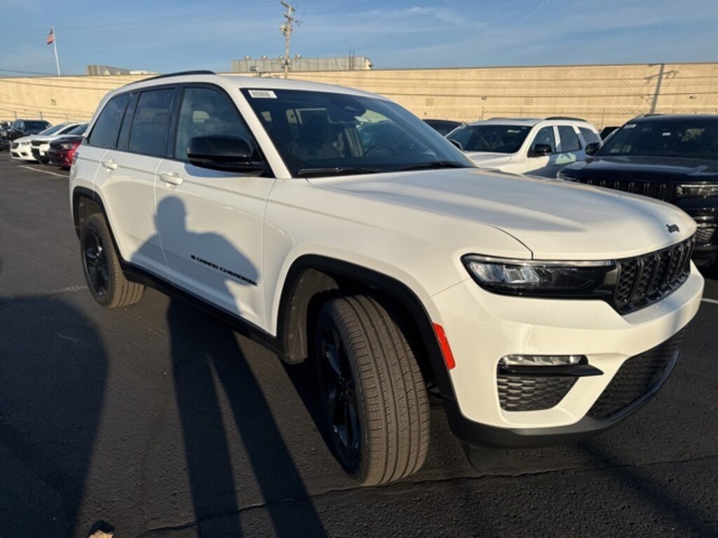 New 2025 Jeep Grand Cherokee LIMITED 4X4 Sport Utility