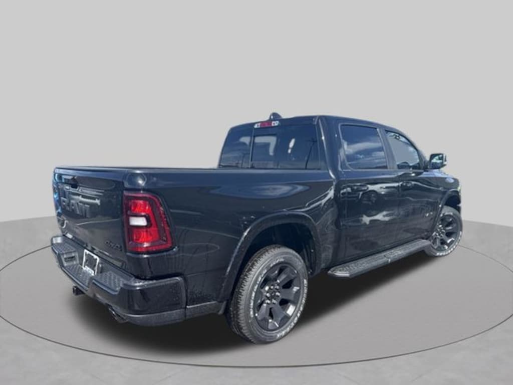 New 2027 Ram 1500 BIG HORN CREW CAB 4X4 5'7 BOX Pickup