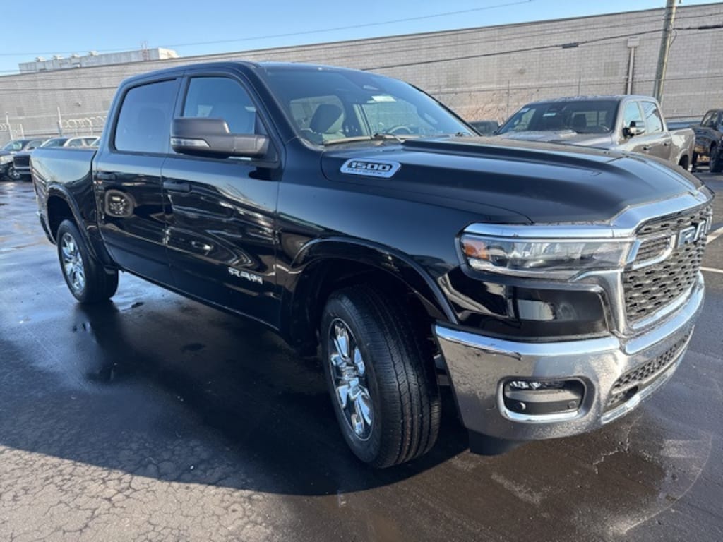 New 2026 Ram 1500 BIG HORN CREW CAB 4X4 5'7 BOX Pickup