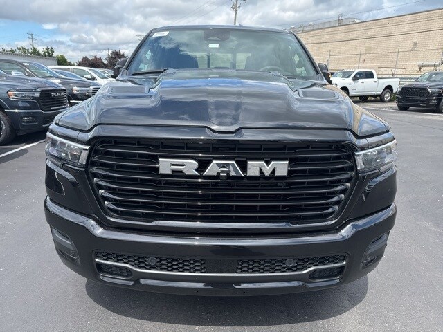 2026 Ram 1500 Laramie photo 2