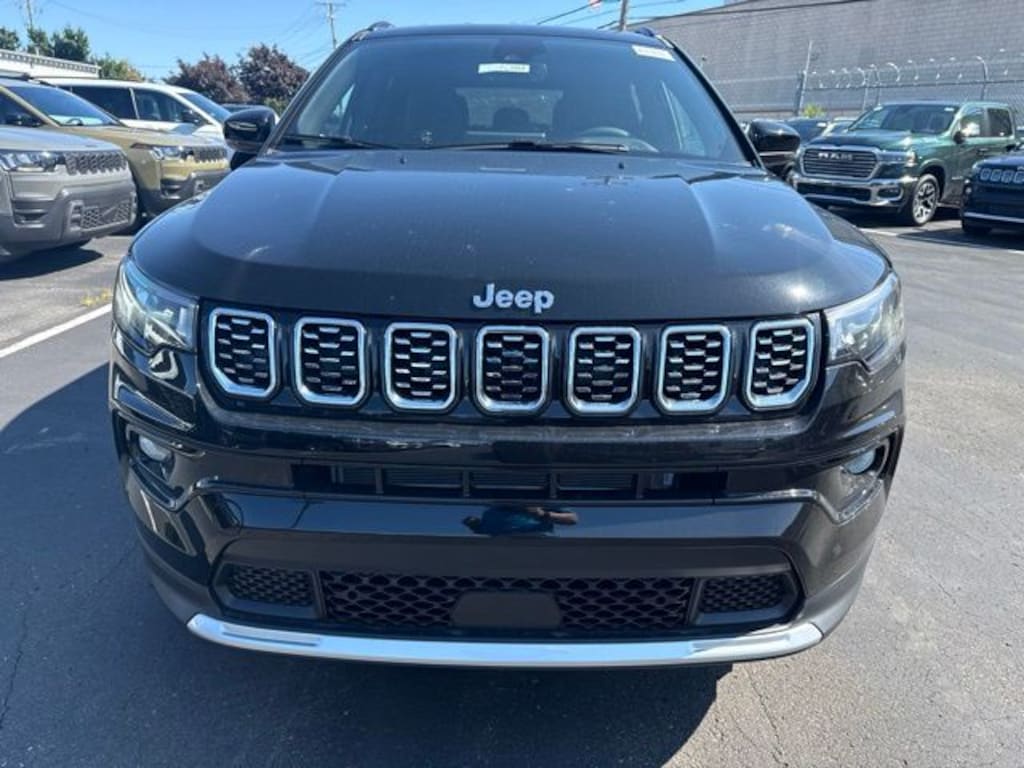 New 2026 Jeep Compass LIMITED 4X4 Sport Utility