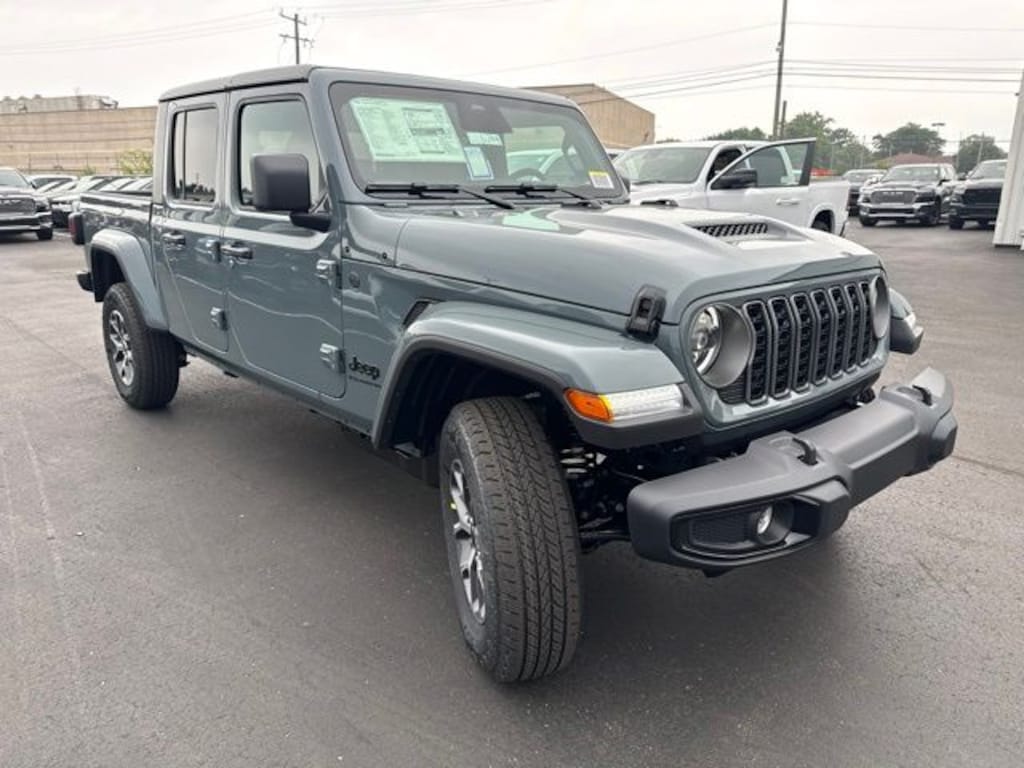New 2026 Jeep Gladiator SPORT S 4X4 Pickup