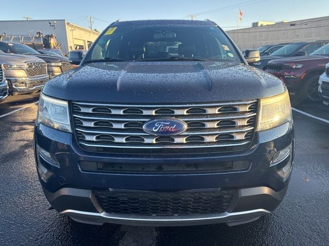 Used 2017 Ford Explorer XLT with VIN 1FM5K8D86HGB61935 for sale in Roseville, MI