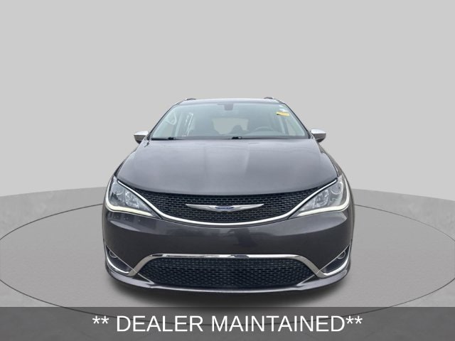Used 2020 Chrysler Pacifica Limited with VIN 2C4RC1GG5LR103738 for sale in Roseville, MI