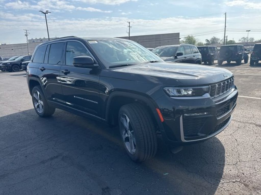New 2026 Jeep Grand Cherokee LIMITED 4X4 Sport Utility