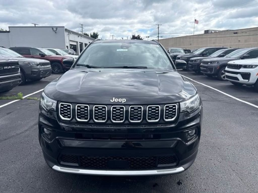 New 2026 Jeep Compass LIMITED 4X4 Sport Utility