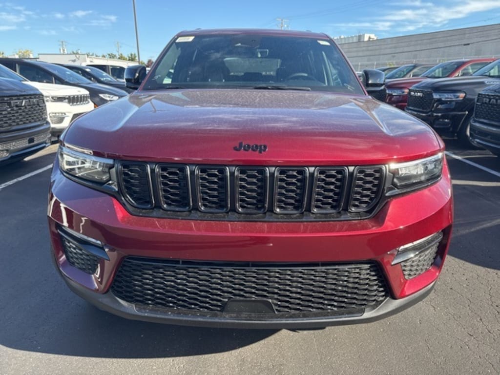 New 2025 Jeep Grand Cherokee LIMITED 4X4 Sport Utility