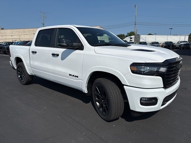2026 Ram 1500 Laramie photo 3
