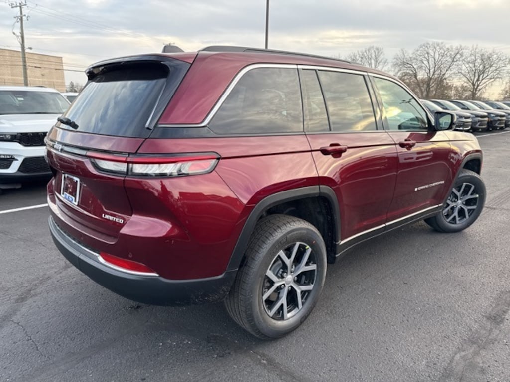 New 2025 Jeep Grand Cherokee LIMITED 4X4 Sport Utility