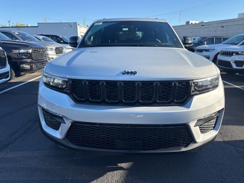 New 2025 Jeep Grand Cherokee LIMITED 4X4 Sport Utility