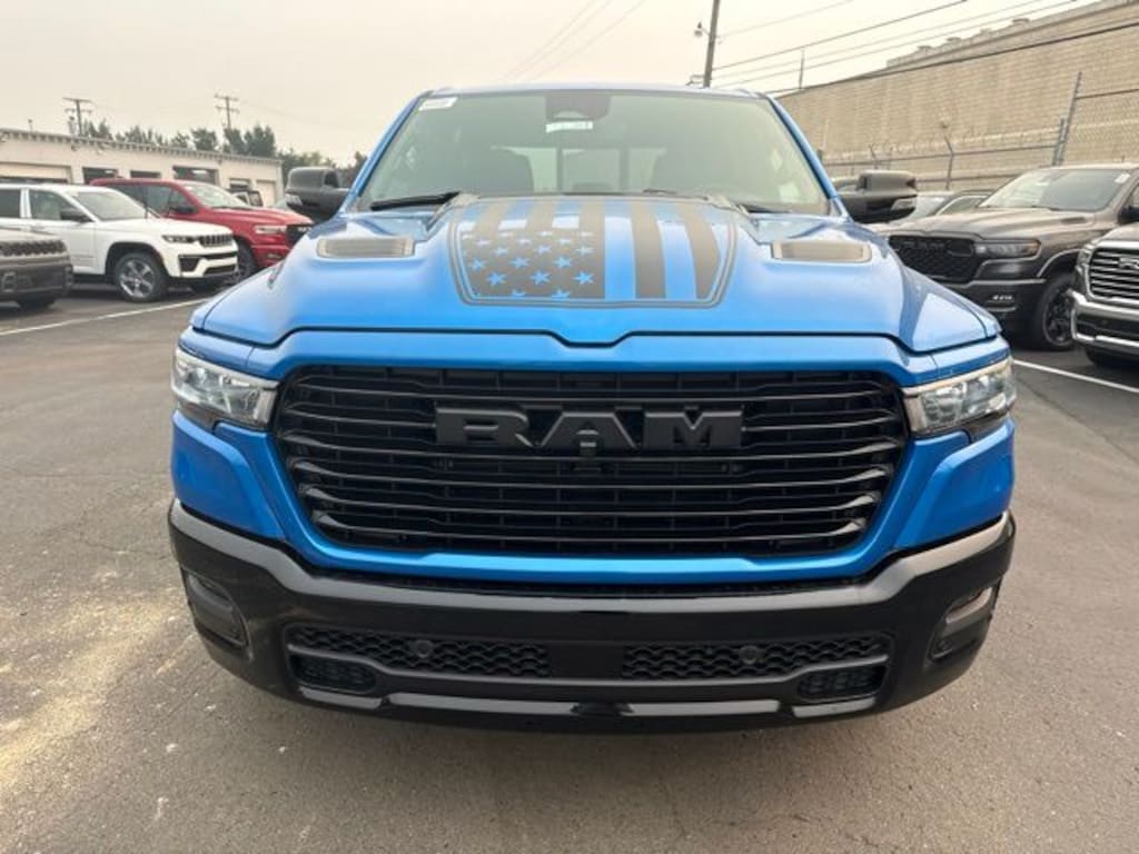 New 2026 Ram 1500 LARAMIE CREW CAB 4X4 5'7 BOX Pickup