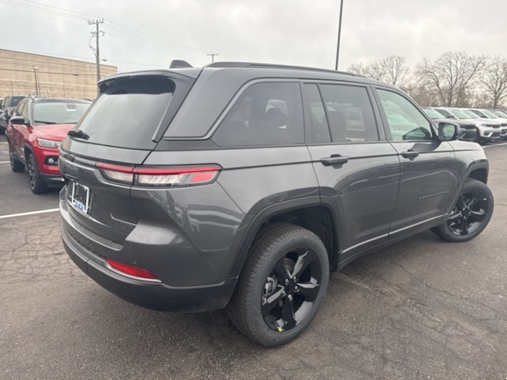 New 2026 Jeep Grand Cherokee LIMITED 4X4 Sport Utility