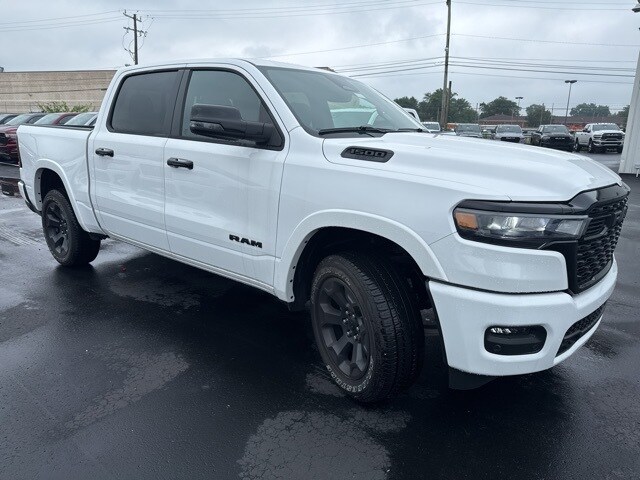 2025 Ram 1500 Big Horn photo 3