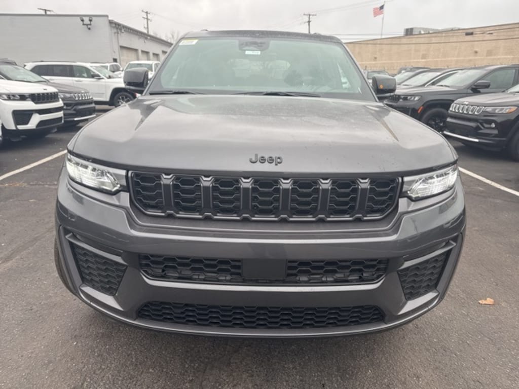 New 2026 Jeep Grand Cherokee LIMITED 4X4 Sport Utility