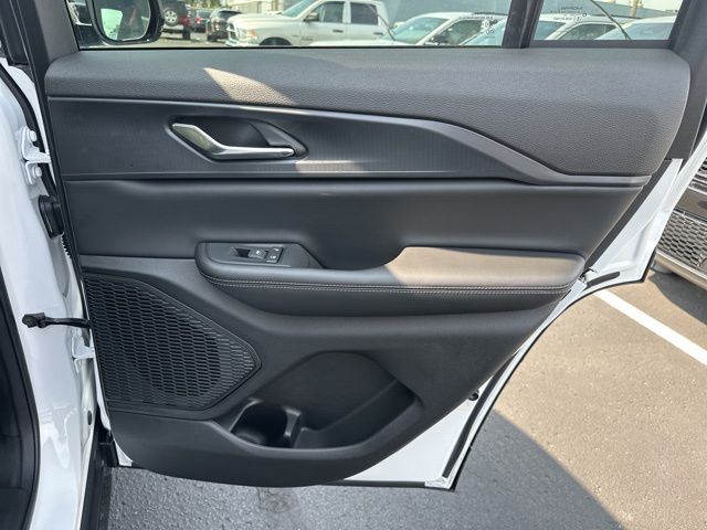 2024 Jeep Grand Cherokee Altitude - Photo 28