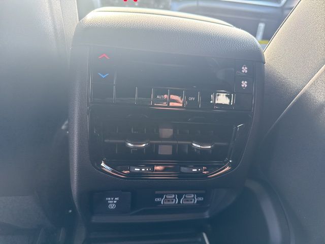 2025 Jeep Grand Cherokee L Laredo - Photo 27